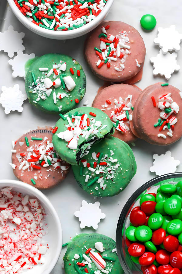 Christmas Oreos cover