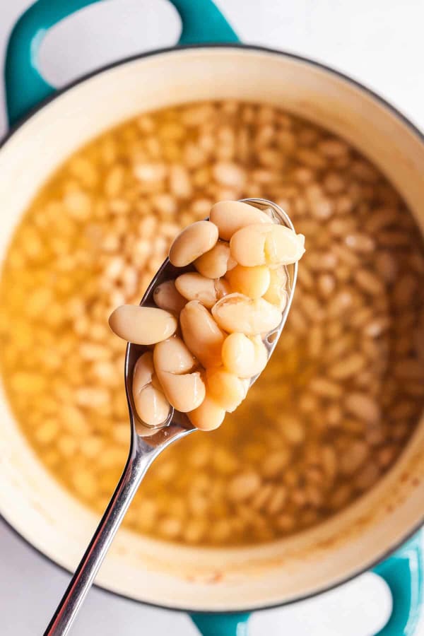 Simple Stovetop Great Northern Beans cover
