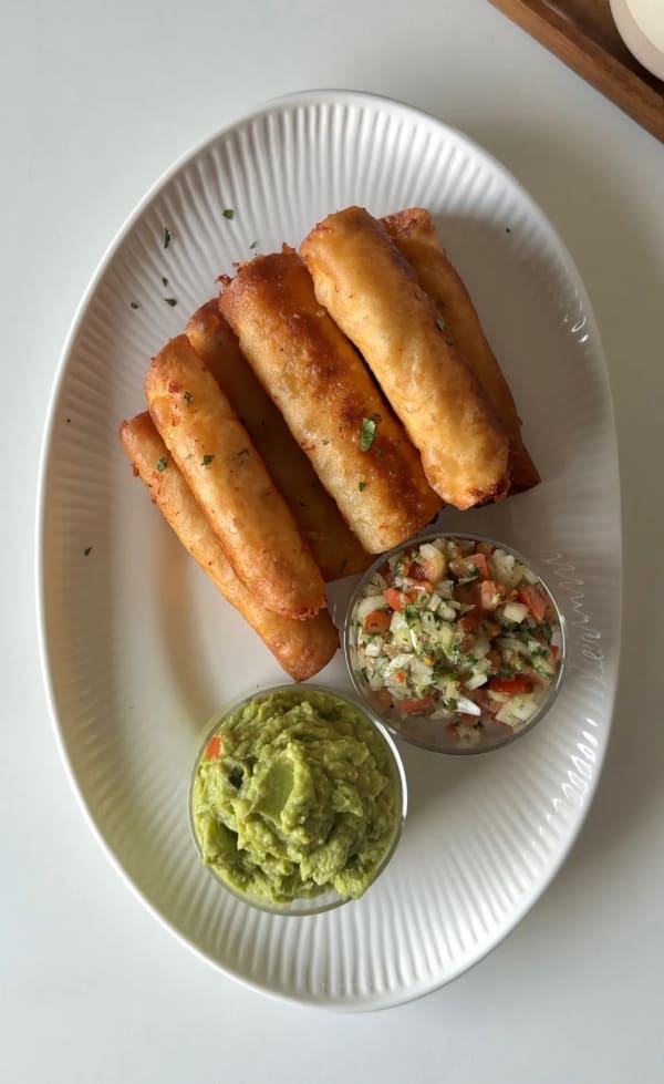 Crispy Cheesy Chicken Taquitos cover