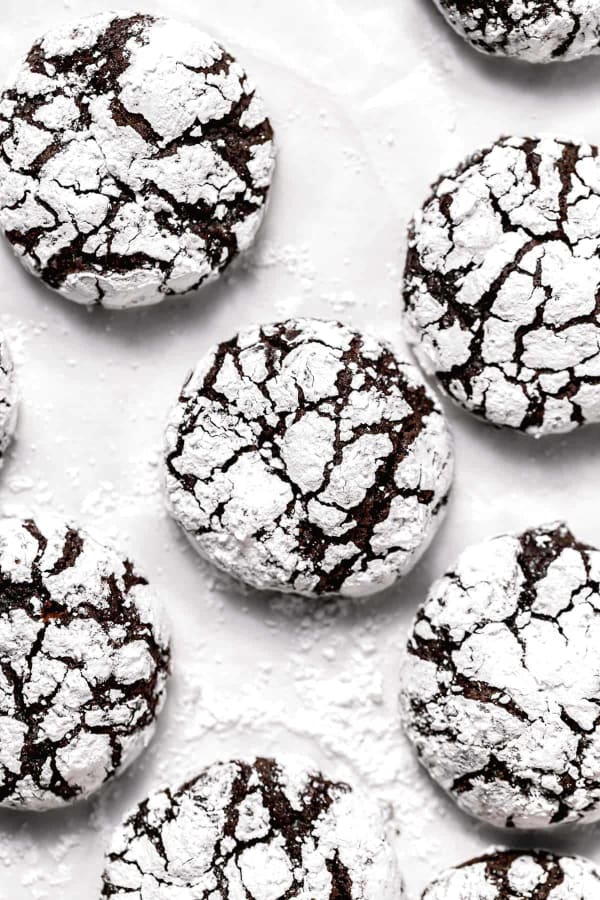 Chocolate Peppermint Crinkle Cookies cover