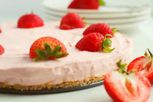 No Bake Strawberry Cheesecake cover