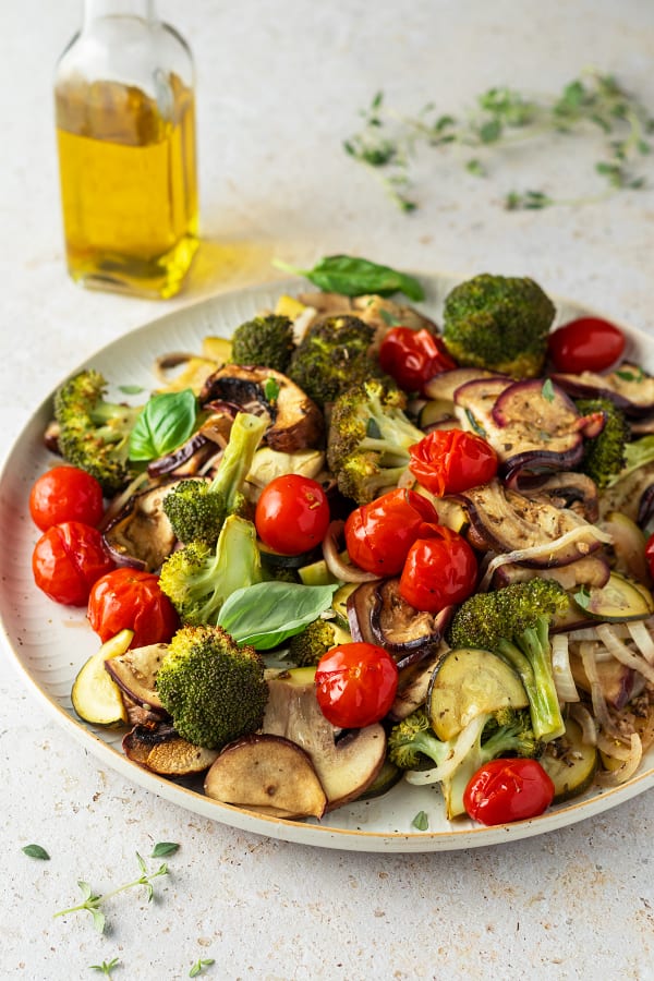 Easy Mediterranean Roasted Vegetables cover