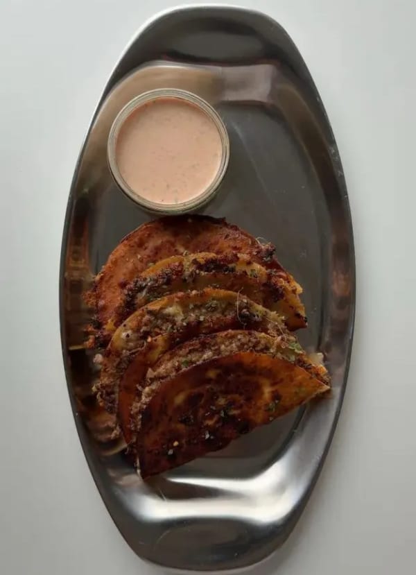 Crispy Honey BBQ Beef Tacos cover