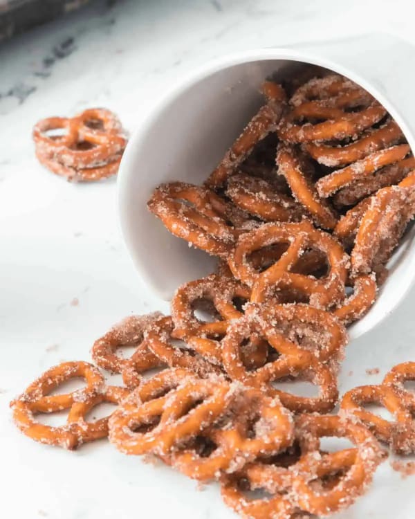 Cinnamon Sugar Pretzels cover