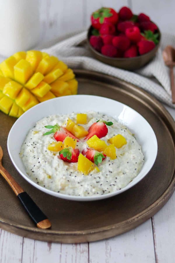 Mango Overnight Oats  cover