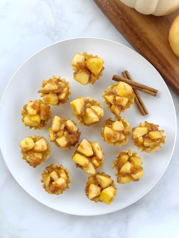 Mini Apple Pie Tarts cover