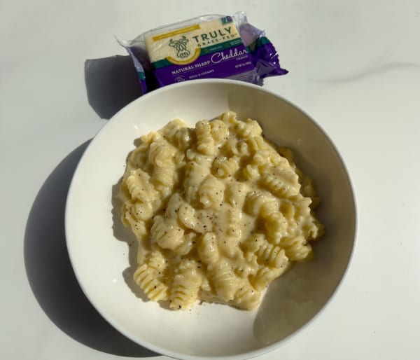 One Pot Cheddar Mac & Cheese cover