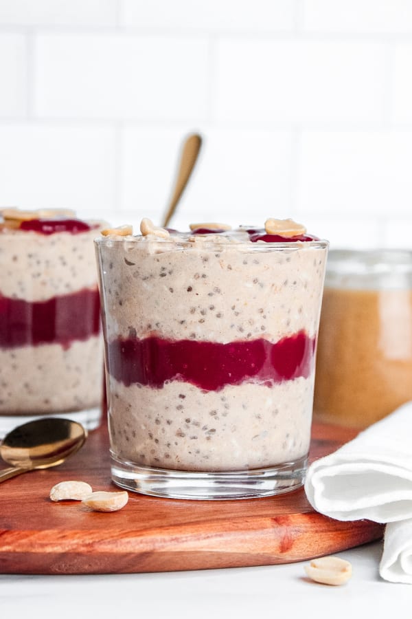 PB&J Overnight Oats cover