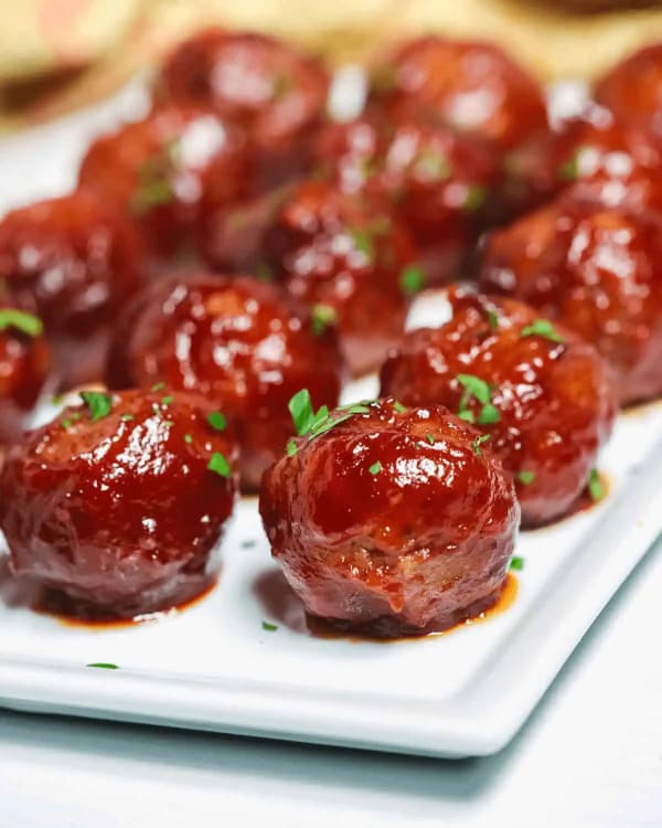 Cranberry Sweet and Spicy Meatballs cover