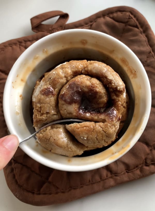 Single Serve Cinnamon Roll (High-Protein) cover