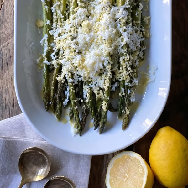 Roasted Asparagus with Shredded Eggs cover
