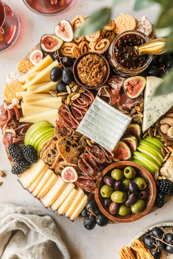 A Cozy, Simple Fall Charcuterie Board cover