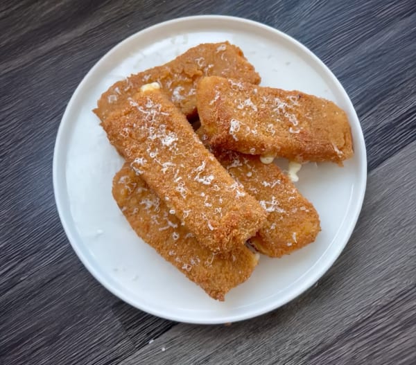 Homemade Mozzarella Sticks cover