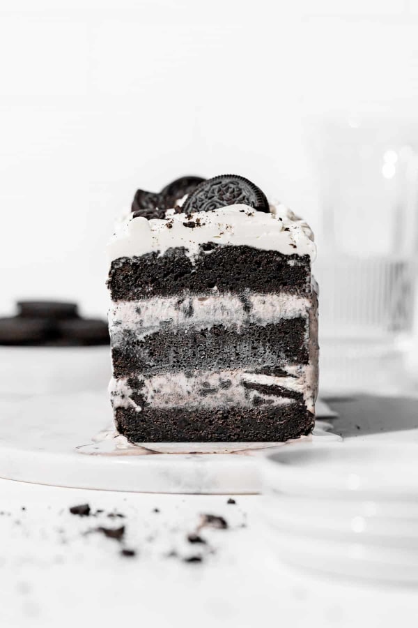 Oreo Ice Cream Cake cover