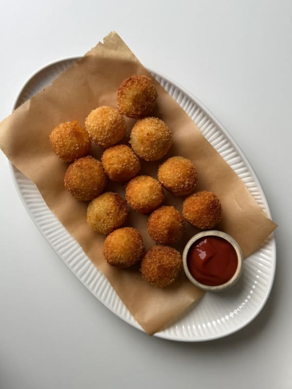 Crispy Cheesy Potato Pickle Balls cover