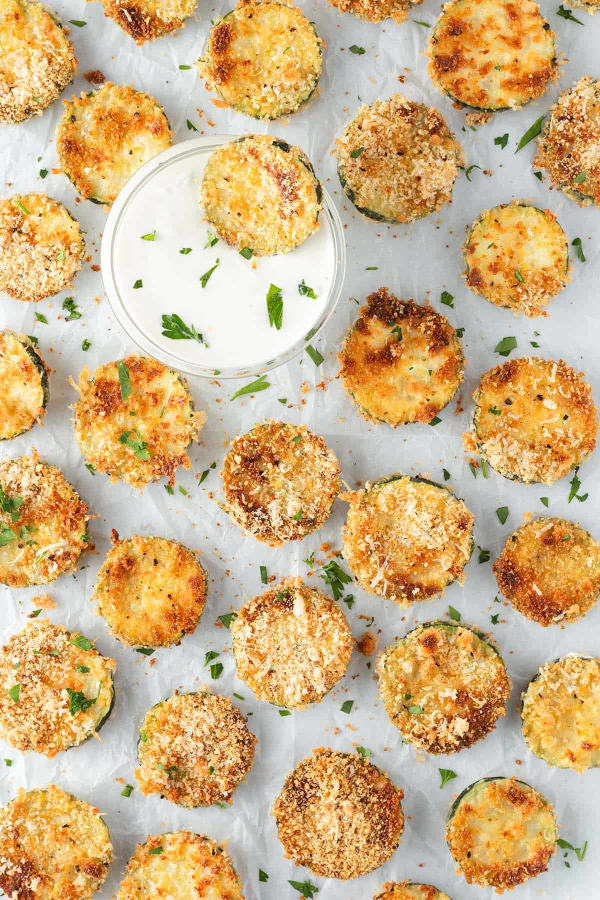 Crispy Parmesan Baked Zucchini Chips cover