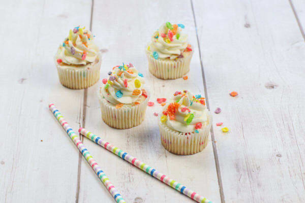 Fruity Pebble Cupcakes cover