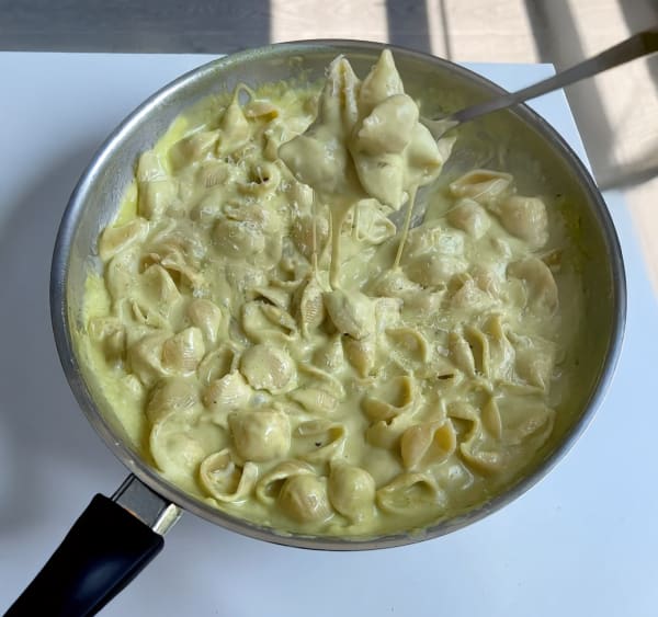 Pesto Mac & Cheese Shells cover