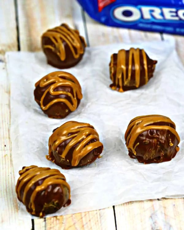 Peanut Butter Oreo Bon Bons cover