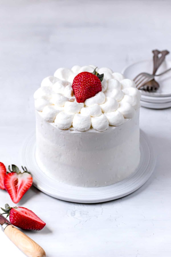 White Cake with Strawberries and Mascarpone Frosting cover