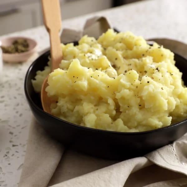 Vegan Mashed Potatoes with Roasted Garlic cover