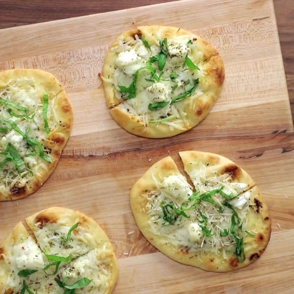 Easy White Cheese & Garlic Pizzas cover