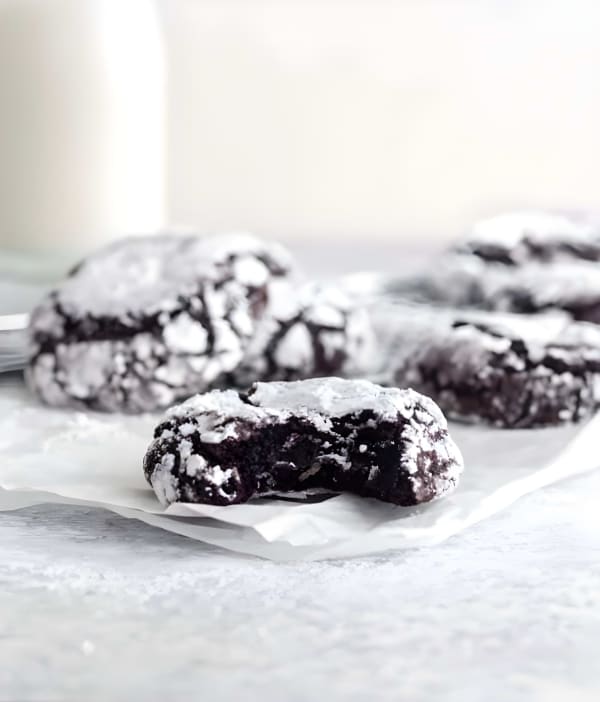 Gluten Free Chocolate Crinkle Cookies (Paleo) cover