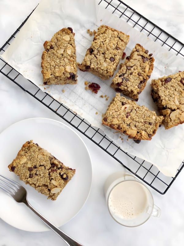 Dairy-Free Baked Oatmeal Bars cover