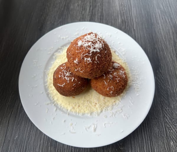 Homemade Arancini (Rice Balls) cover