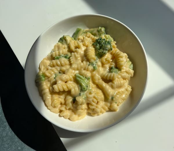 Broccoli Cheddar Mac & Cheese cover