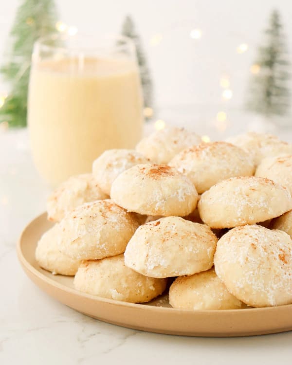 Eggnog Shortbread Cookies cover