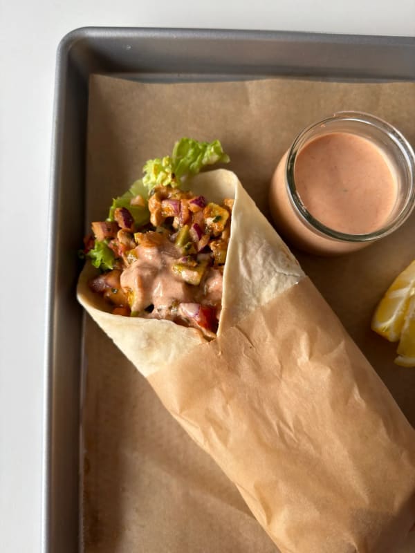 Chicken Wraps with Creamy Yogurt Sauce cover