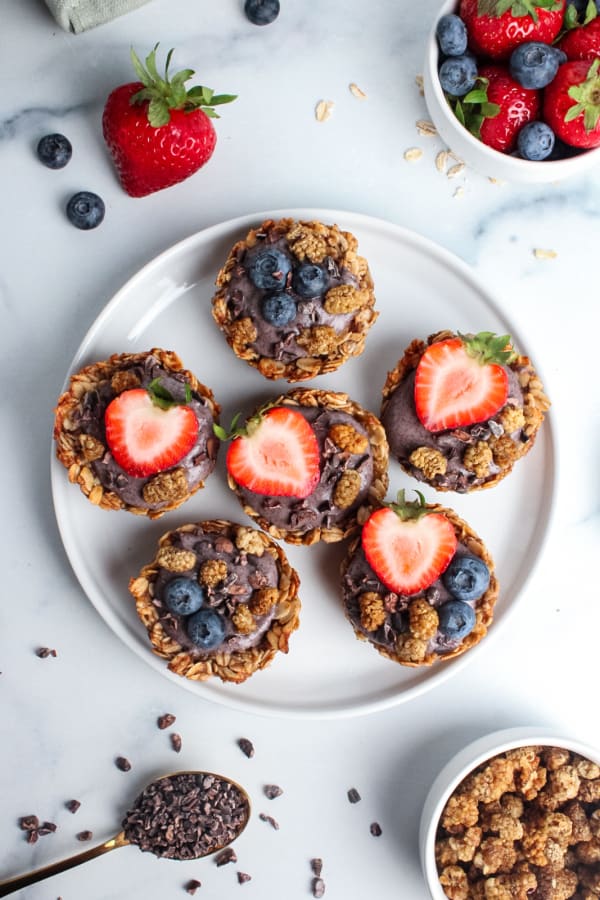 Oatmeal Cups with Acai Yogurt cover