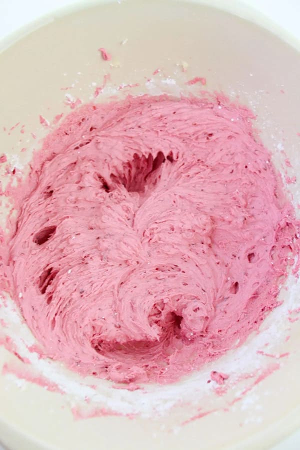 Raspberry Buttercream Frosting cover