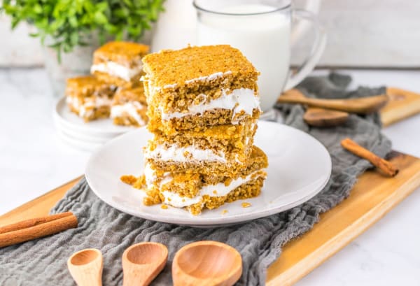 Oatmeal Cream Pie Bars cover