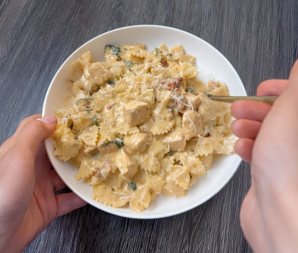 Tuscan Chicken Pasta cover