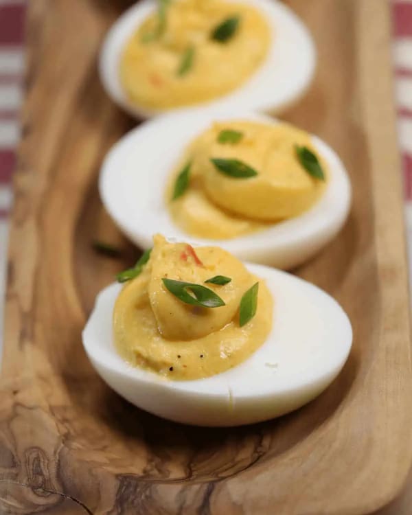 Sriracha Spicy Deviled Eggs cover