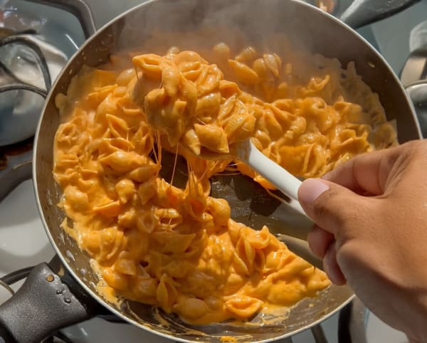 Vodka Sauce Mac & Cheese Shell Pasta cover