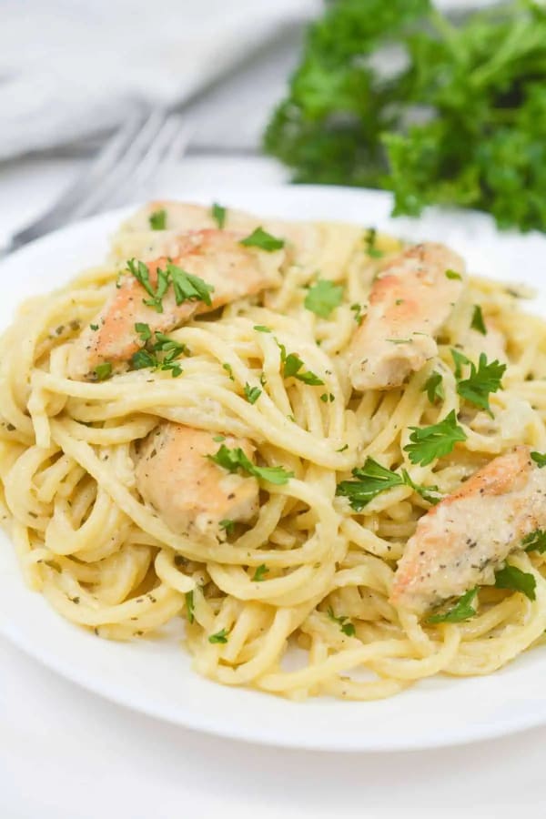 Creamy Chicken Pesto Pasta cover