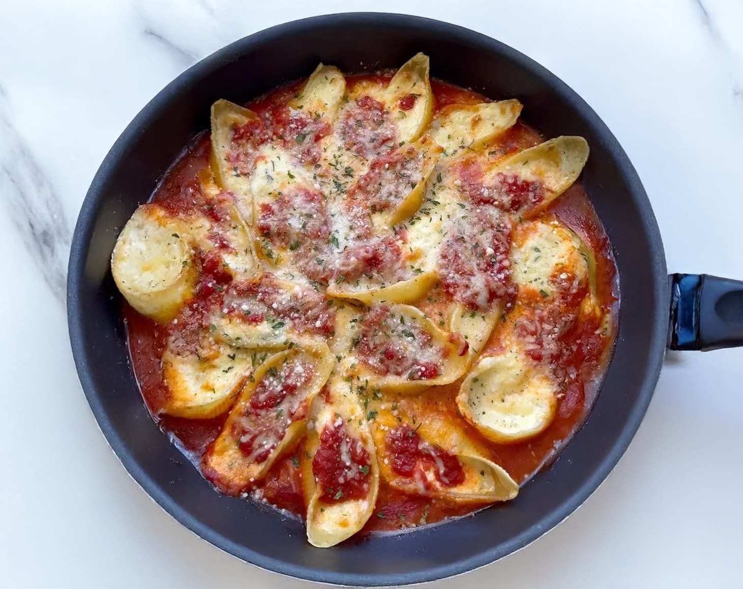 Cheesy Stuffed Jumbo Shells
