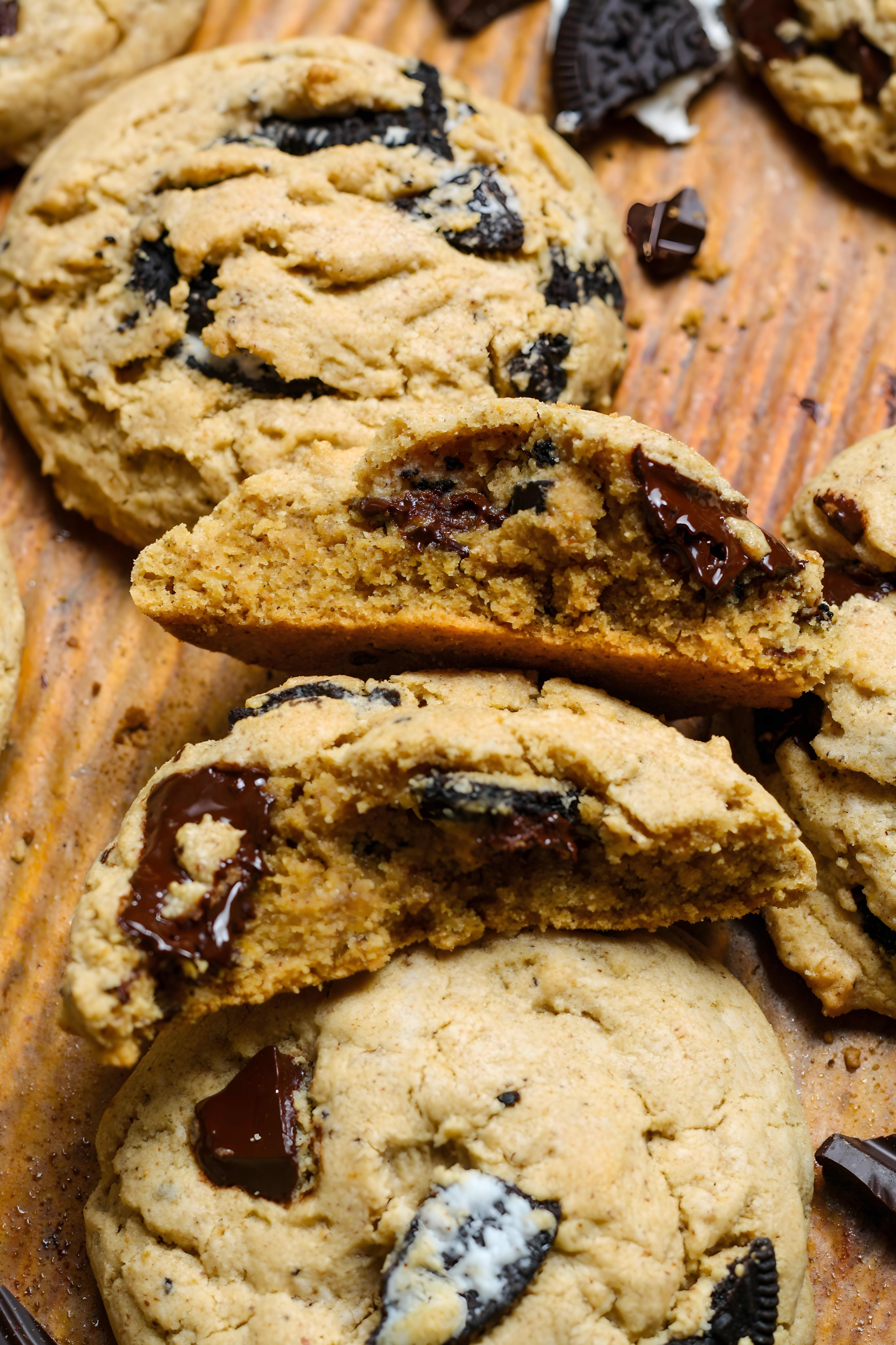 Peanut Butter Oreo Cookies