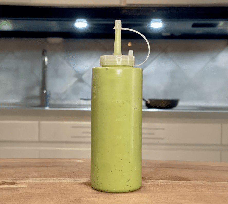 Creamy Avocado Garlic Sauce