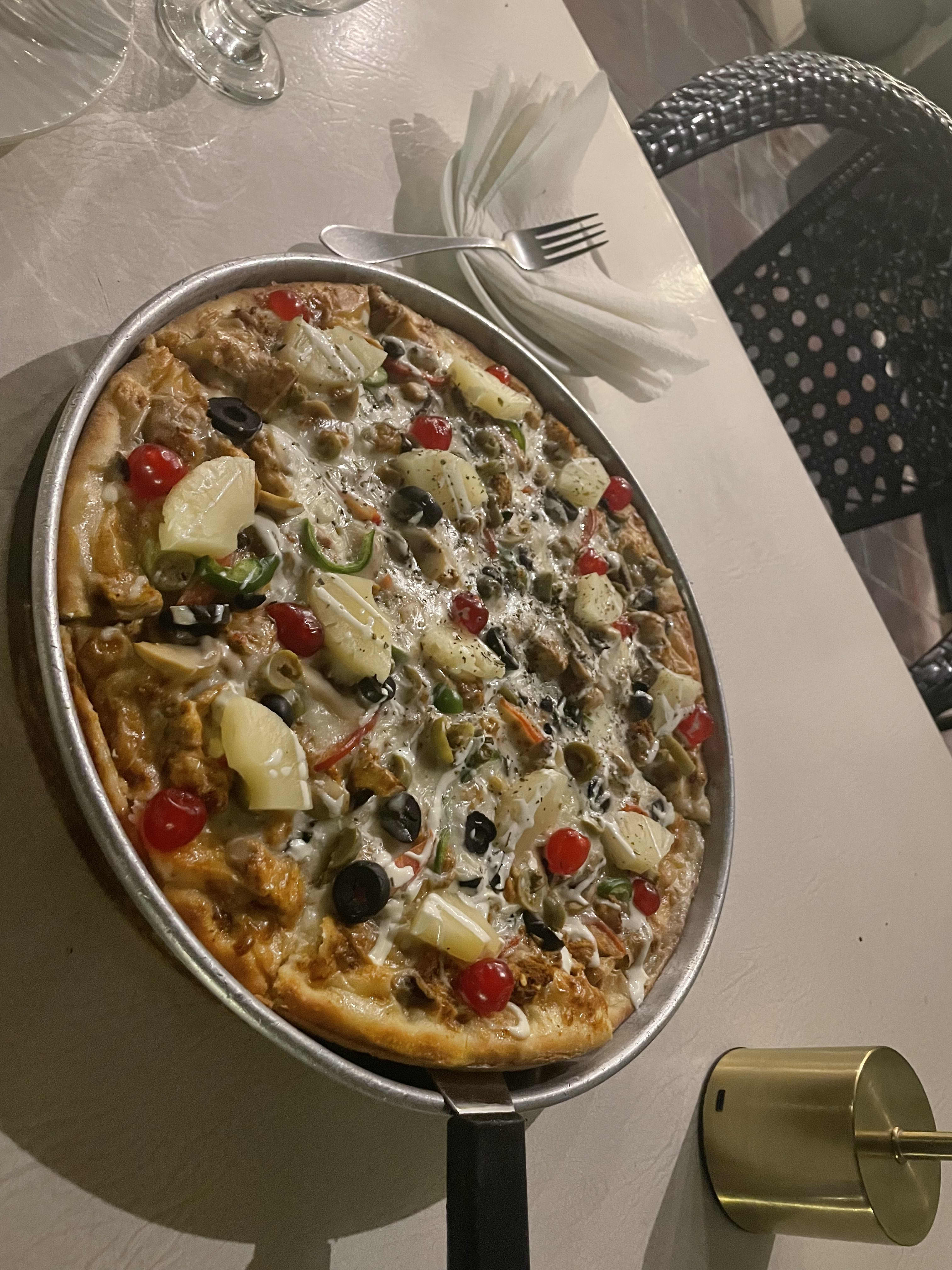 cmjwrfkga00aiekwjunbd8vjq