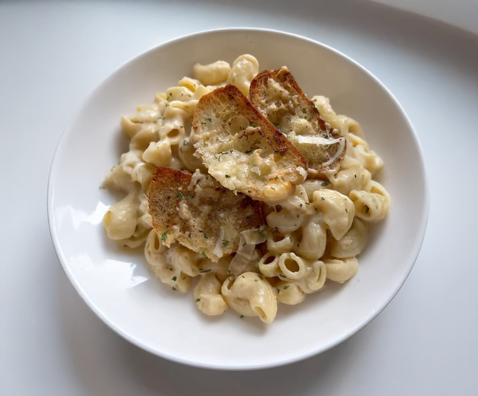 French Onion Soup Mac & Cheese