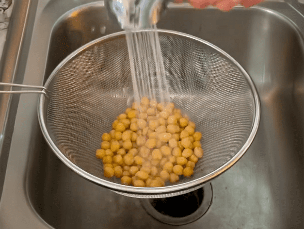 Crispy Air-Fried Chickpeas