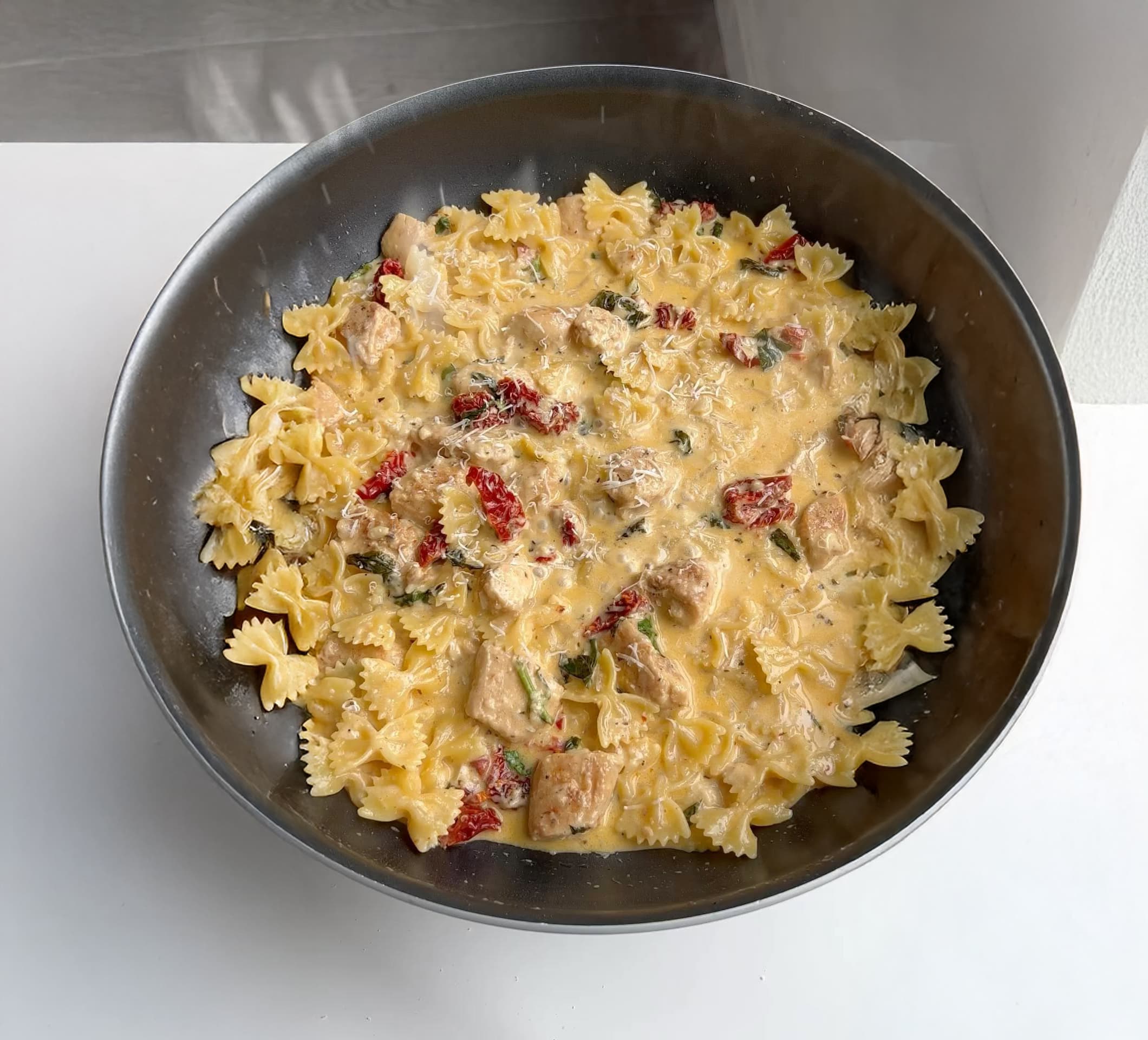 Tuscan Chicken Pasta