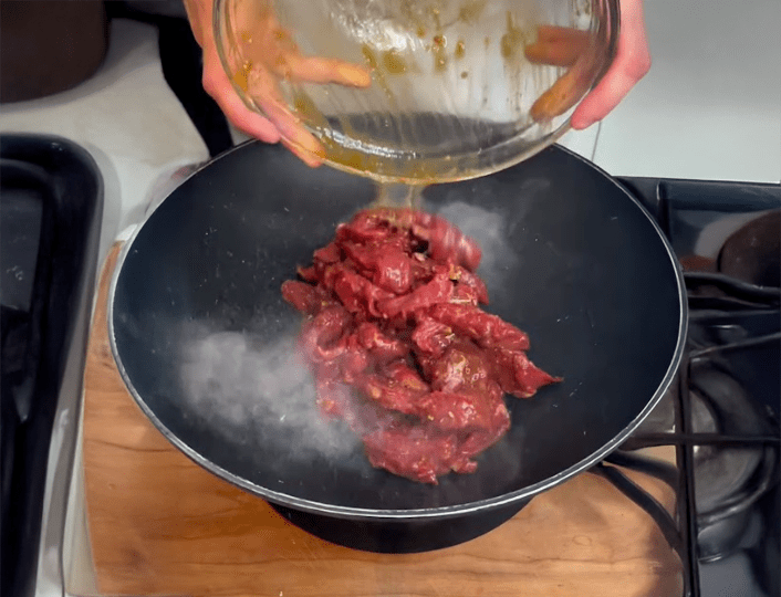 Steak and Broccoli Stir Fry Meal Prep
