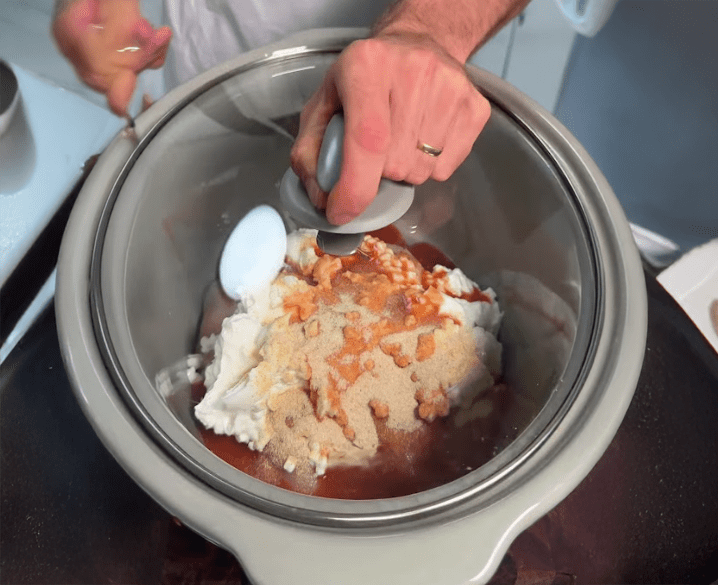 High Protein Buffalo Chicken Dip