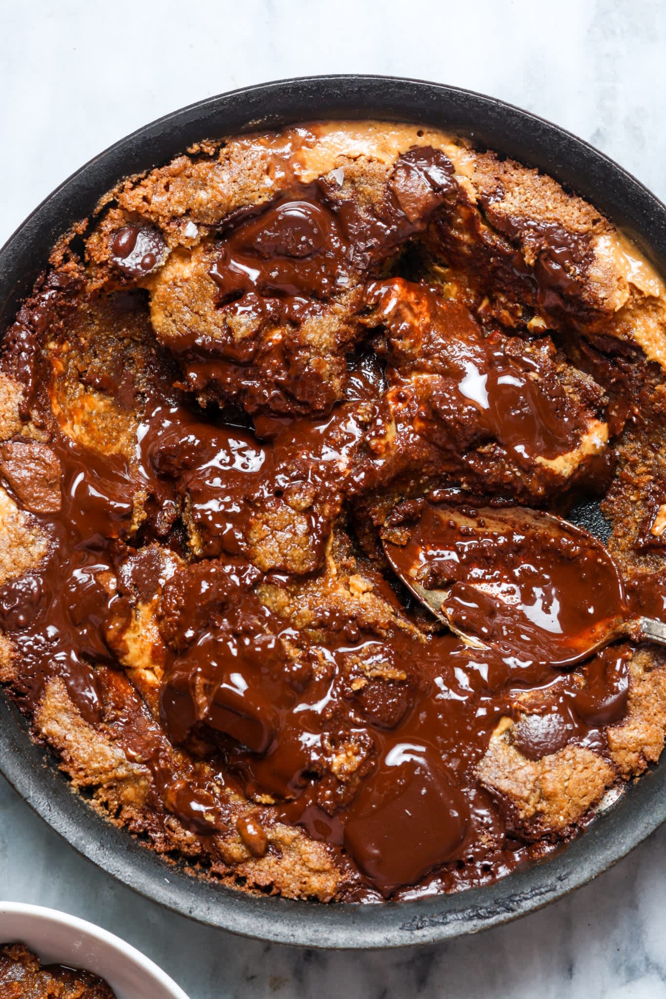 Peanut Butter Cookie Skillet
