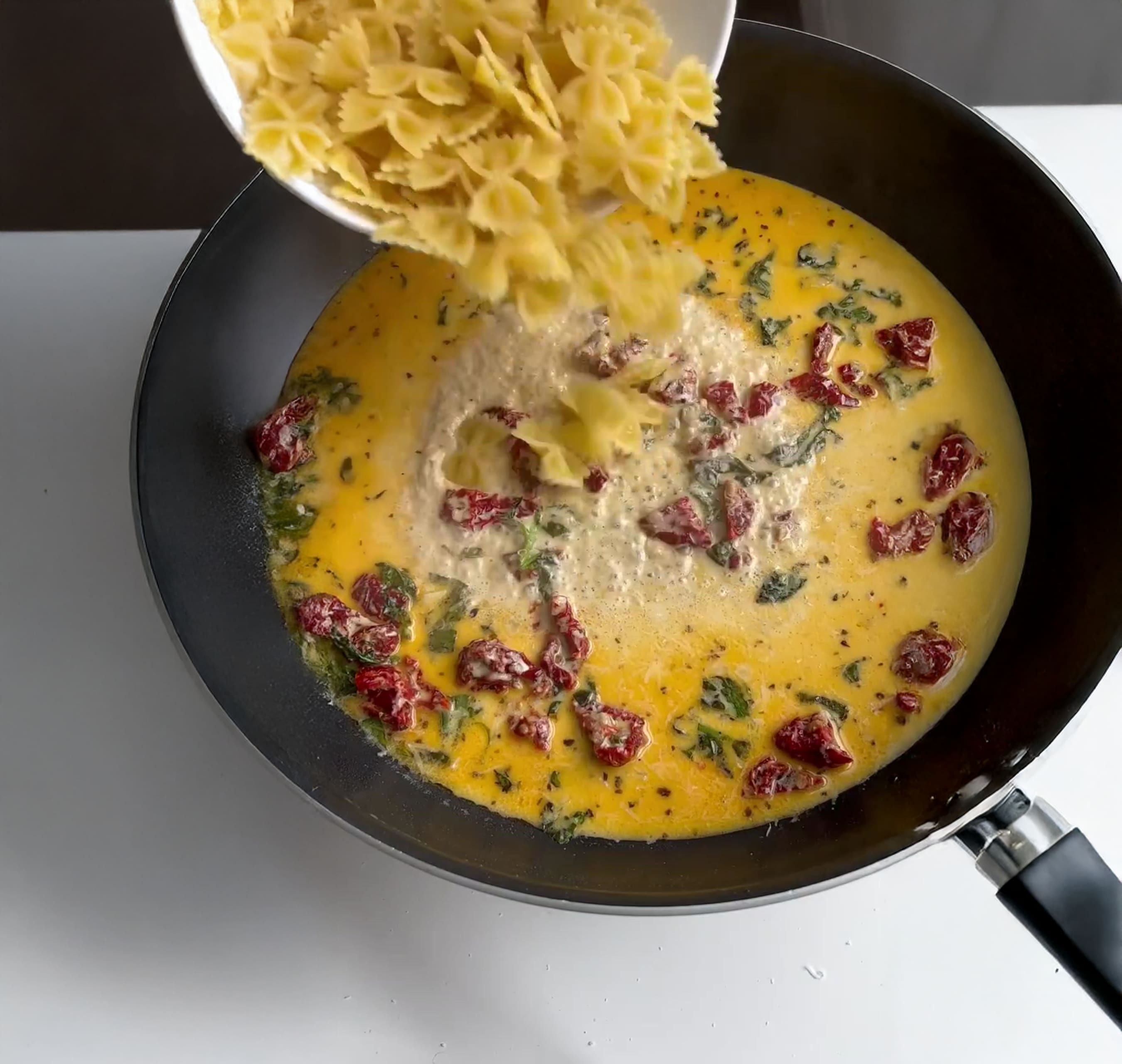 Tuscan Chicken Pasta